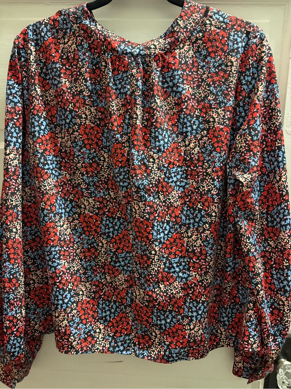Topshop Red Multi Floral V-Neck Button-Front Peplum Blouse - Picture 5 of 6